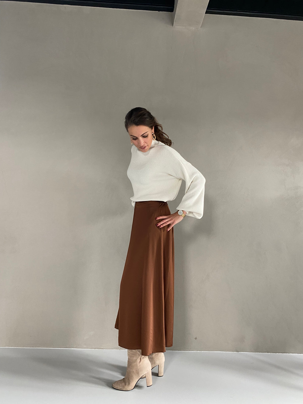 Rok zijdelook bruin - Chic by R