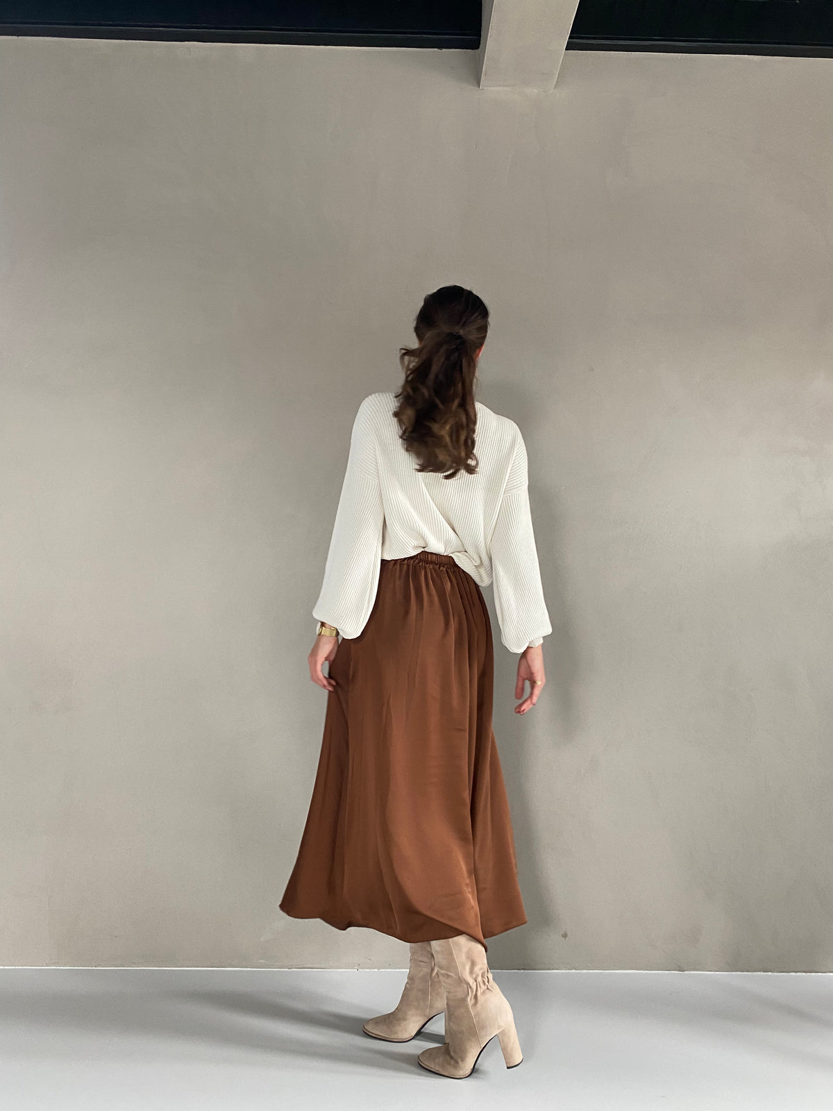 Rok zijdelook bruin - Chic by R